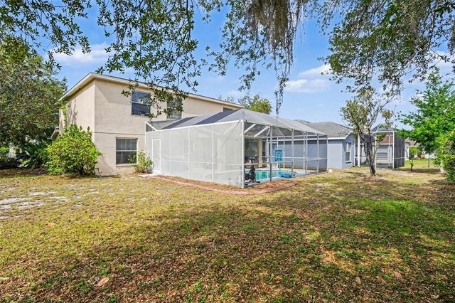 8105 RIVER MONT WAY, Tampa, FL 33637