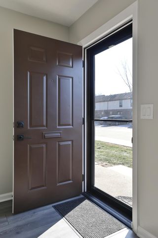 5762 Hallridge Circle, Columbus, OH 43232