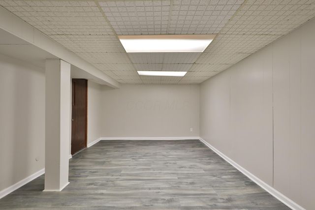 5762 Hallridge Circle, Columbus, OH 43232