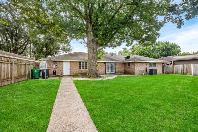 7707 Nordling Road, Houston, TX 77037