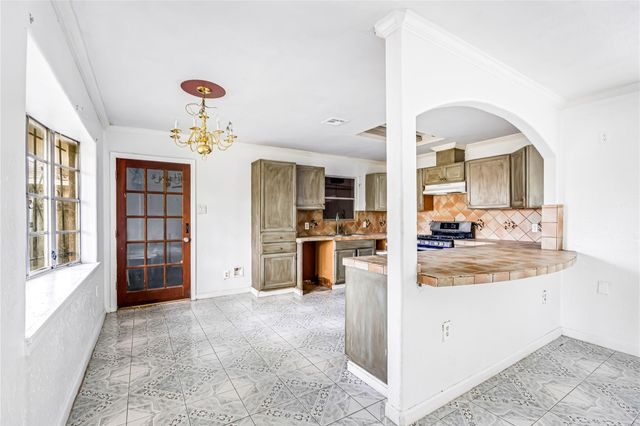7707 Nordling Road, Houston, TX 77037
