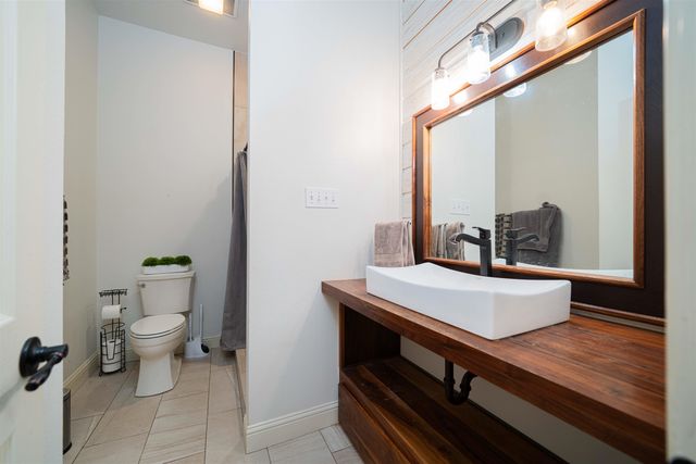 221 Hunters Circle, Longview, TX 75605