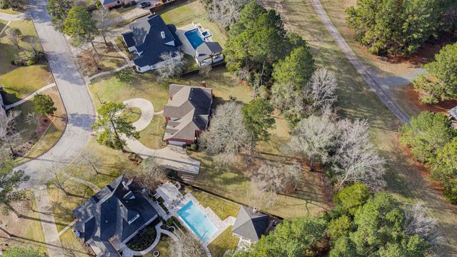 221 Hunters Circle, Longview, TX 75605