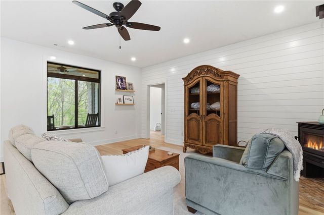 10036 Sun Ridge Circle, Rogers, AR 72756