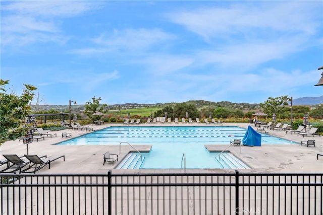 6 Pony Court, Rancho Mission Viejo, CA 92694