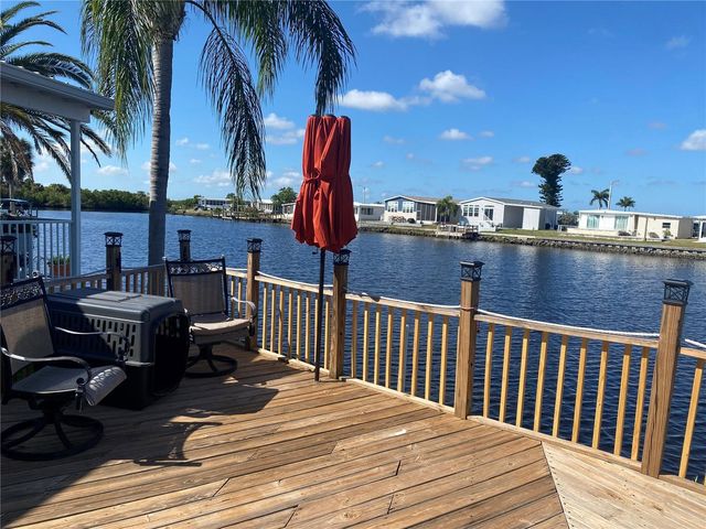520 IDEAL PLACE, North Port, FL 34287