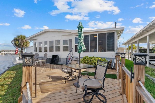 520 IDEAL PLACE, North Port, FL 34287