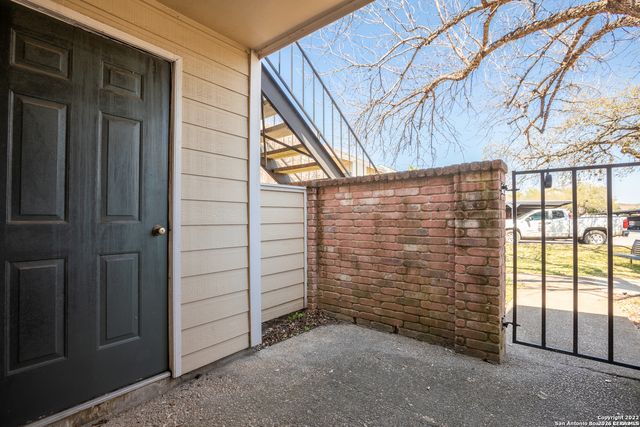11610 Vance Jackson Rd Apt 1095, San Antonio, TX 78230