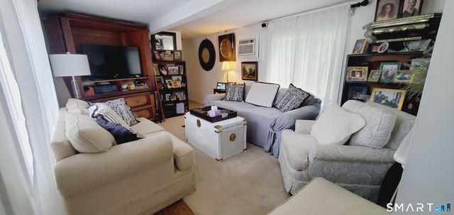 13 Duncan Lane, New Milford, CT 06776
