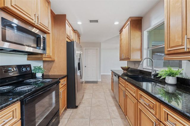 1016 MANCHESTER CIRCLE, Winter Park, FL 32792
