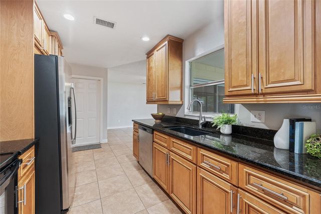1016 MANCHESTER CIRCLE, Winter Park, FL 32792
