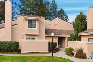 685 Palomino Dr D, Pleasanton, CA 94566