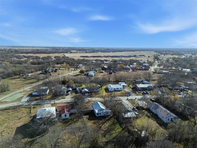 606 S Spears Street, Alvarado, TX 76009