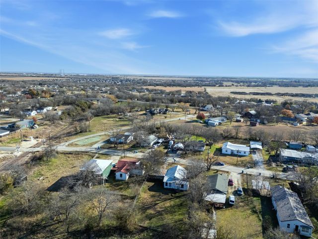 606 S Spears Street, Alvarado, TX 76009
