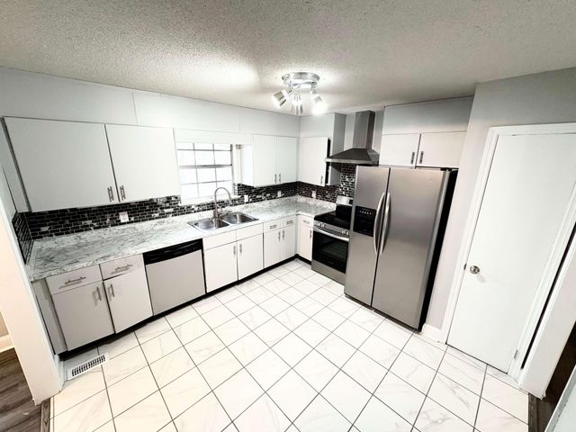 6421 Fairest Drive, Harrison, TN 37341