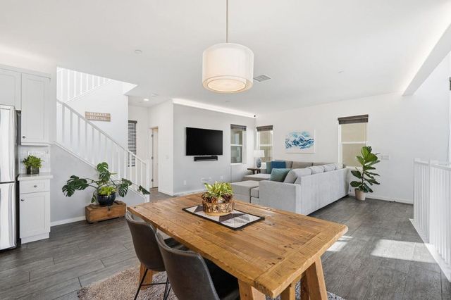 8337 Summit way, San Diego, CA 92108