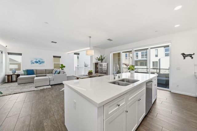 8337 Summit way, San Diego, CA 92108