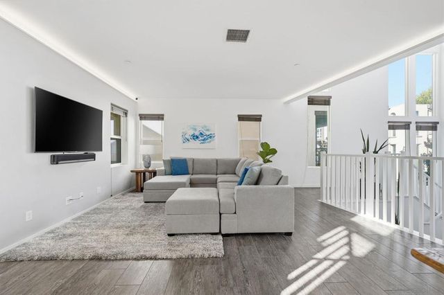 8337 Summit way, San Diego, CA 92108