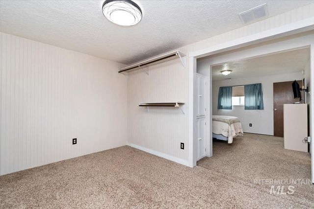 1114 NW 11th St, Meridian, ID 83642