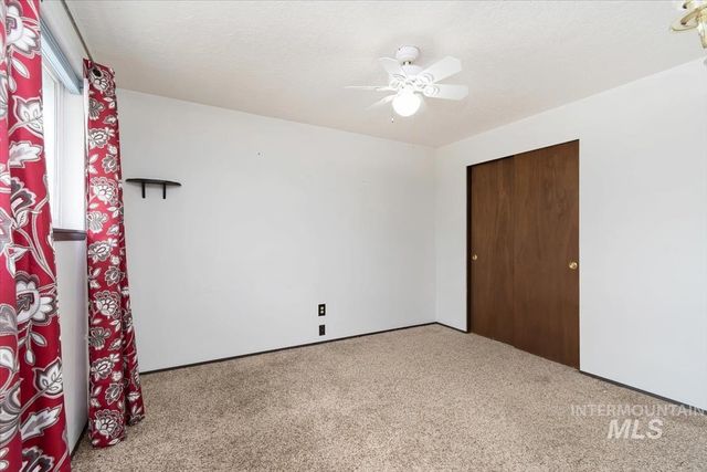 1114 NW 11th St, Meridian, ID 83642