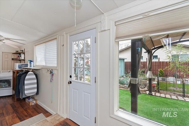 1114 NW 11th St, Meridian, ID 83642