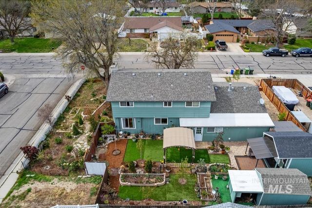 1114 NW 11th St, Meridian, ID 83642