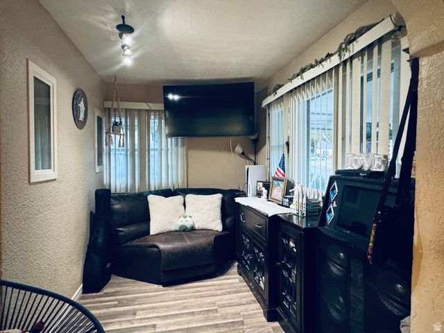 680 KERSHAW ST, Ogden, UT 84403