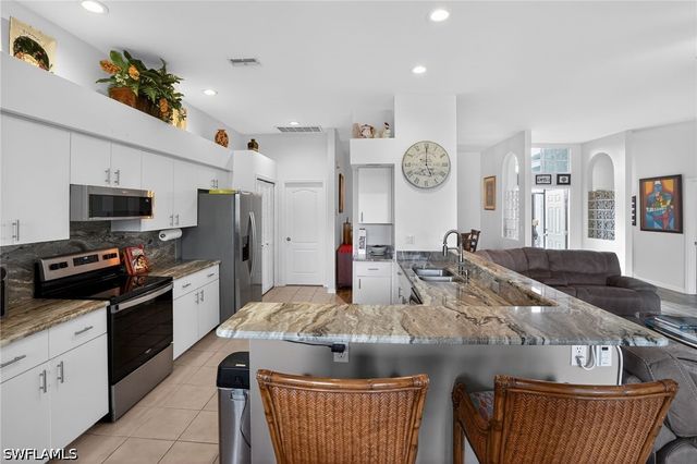 9131 Old Hickory CIR, Fort Myers, FL 33912