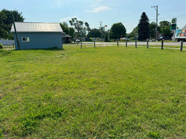 8281 Rapid City Road, Clearwater Twp, MI 49676