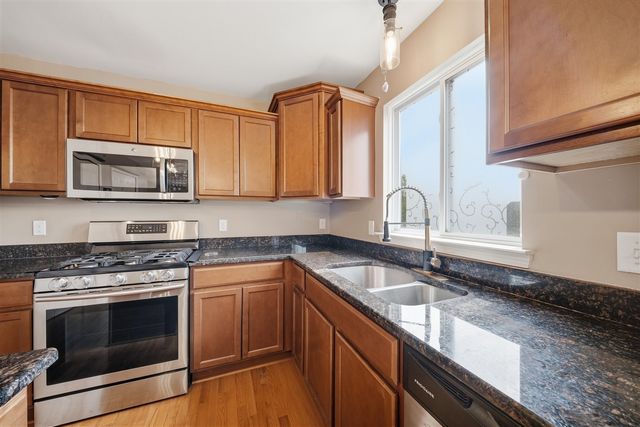 4122 Ash Tree Lane, Howell, MI 48843