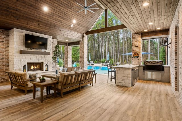 7304 Morningbrook Court, Montgomery, TX 77316