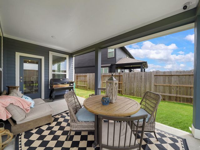 32423 Fly Fish Way, Fulshear, TX 77441