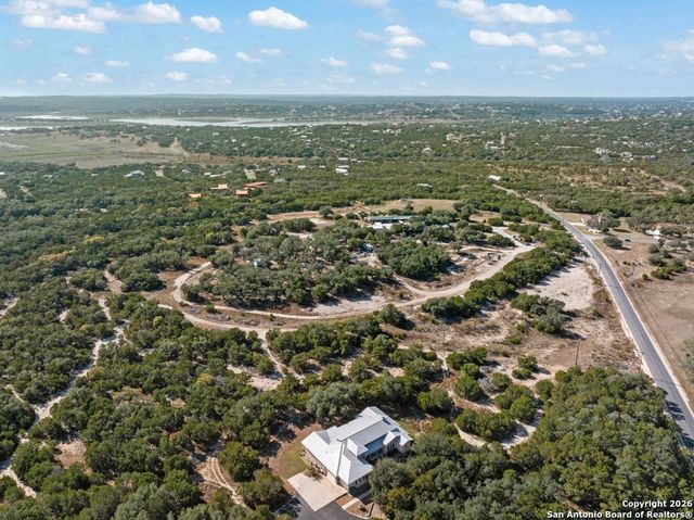 901 Cedar Rise, Canyon Lake, TX 78133