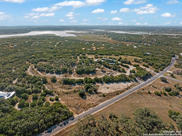 901 Cedar Rise, Canyon Lake, TX 78133