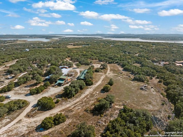 901 Cedar Rise, Canyon Lake, TX 78133