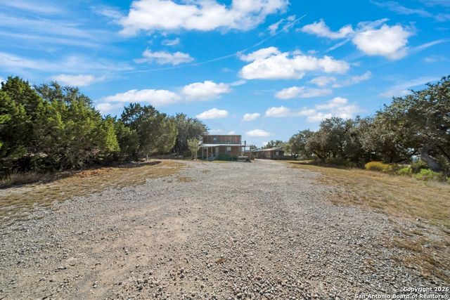 901 Cedar Rise, Canyon Lake, TX 78133