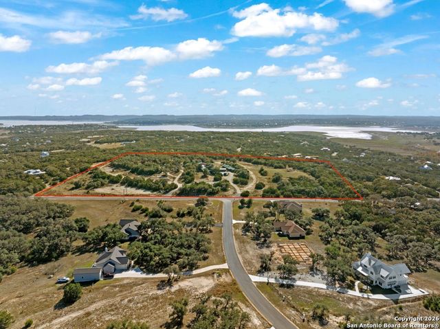 901 Cedar Rise, Canyon Lake, TX 78133