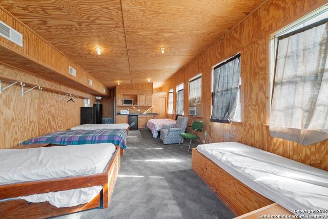 901 Cedar Rise, Canyon Lake, TX 78133