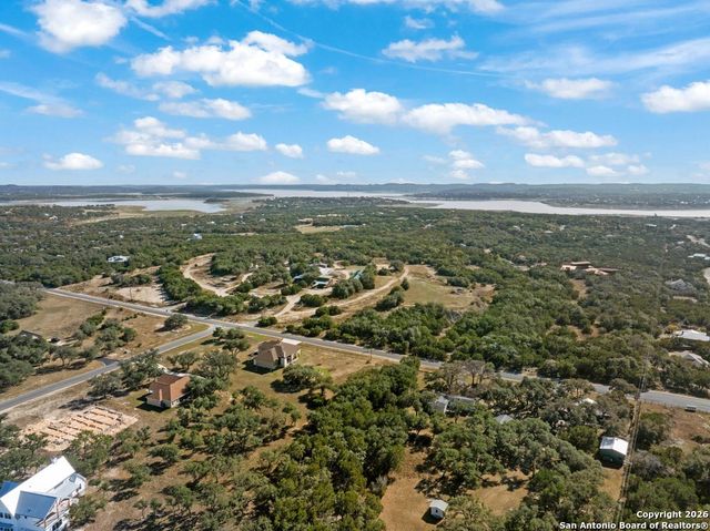 901 Cedar Rise, Canyon Lake, TX 78133