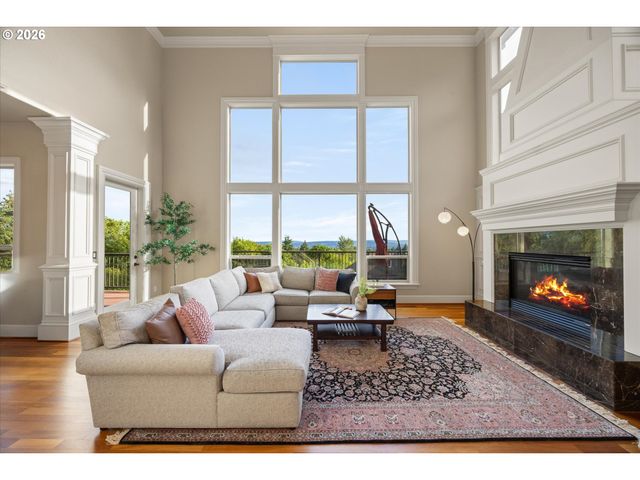 10225 Nw LANGWORTHY Ter, Portland, OR 97229