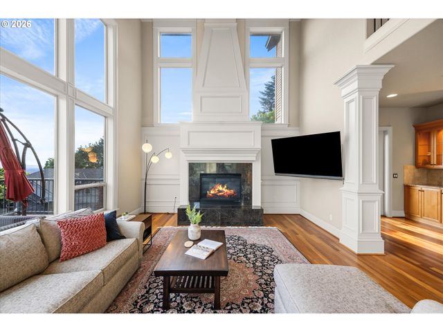 10225 Nw LANGWORTHY Ter, Portland, OR 97229