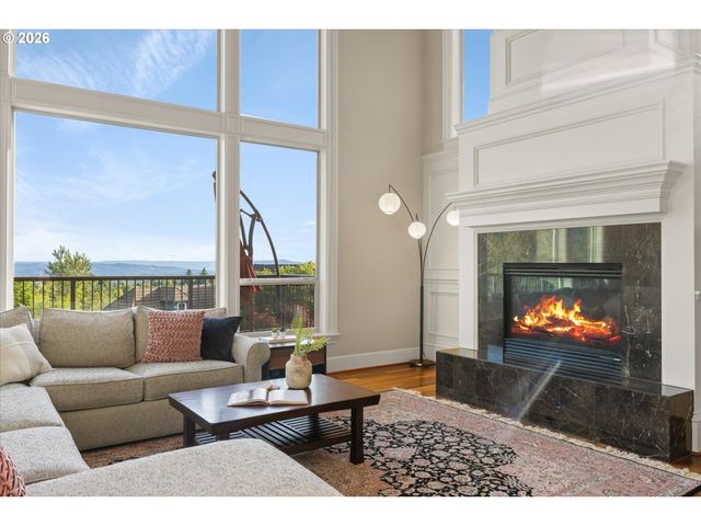 10225 Nw LANGWORTHY Ter, Portland, OR 97229