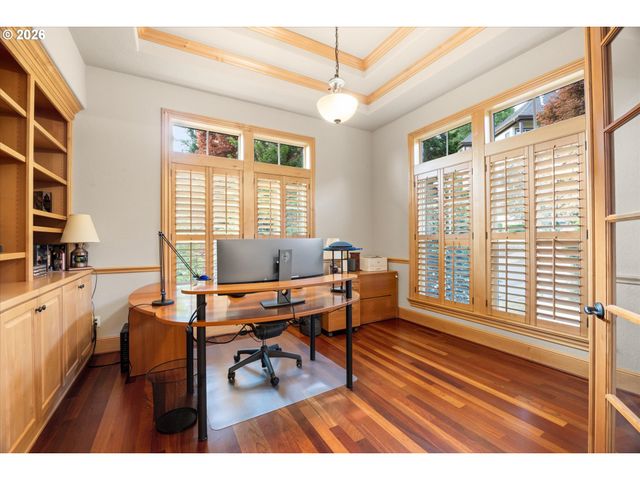 10225 Nw LANGWORTHY Ter, Portland, OR 97229