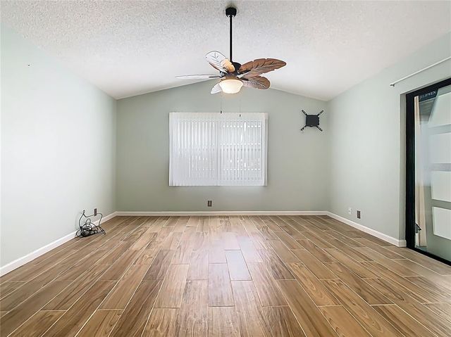 560 SAINT ANDREWS RD, Winter Haven, FL 33884
