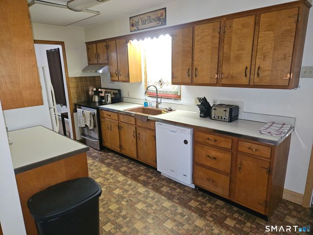 63 Church Road, Sherman, CT 06784