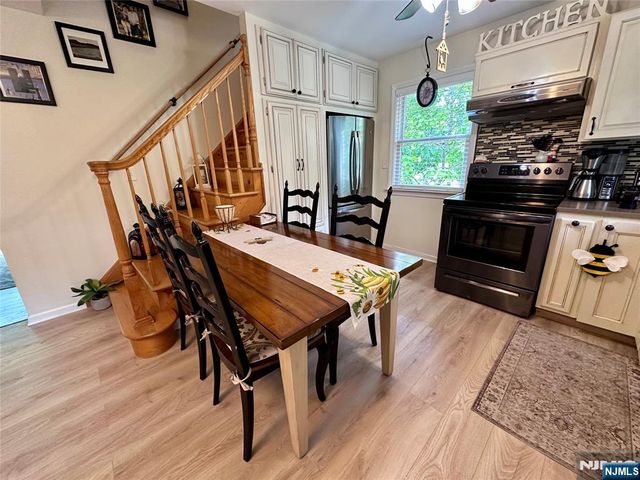 13 Oak Street, Wanaque, NJ 07420