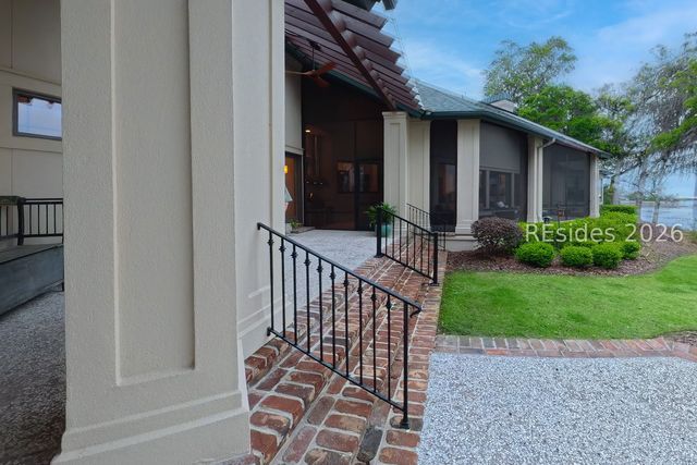 49 Richland Dr, Bluffton, SC 29910