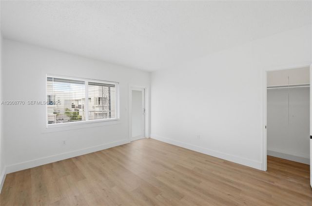319 80th St 7, Miami Beach, FL 33141