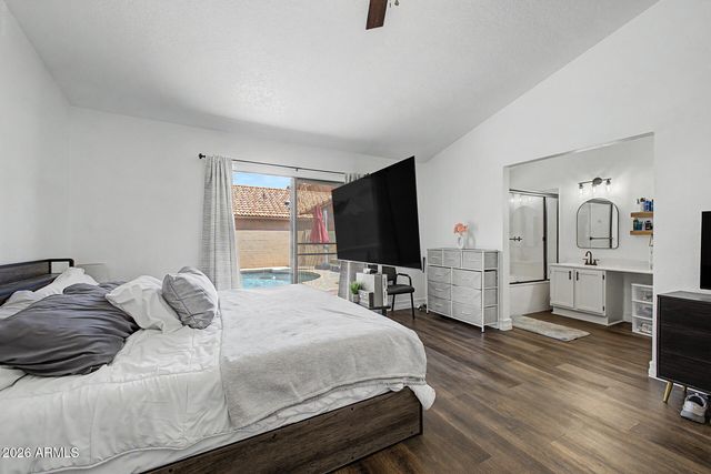 1202 W SEA BASS Court, Gilbert, AZ 85233