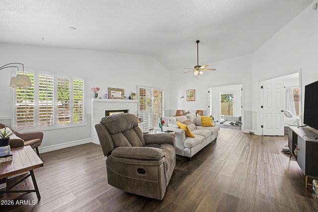 1202 W SEA BASS Court, Gilbert, AZ 85233